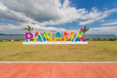Causeway Panama City Panama yazı