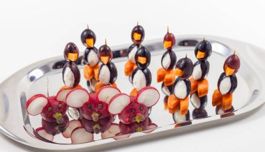 Basit meyve ve sebze olan herkes oyma kendilerini yapabilirsiniz