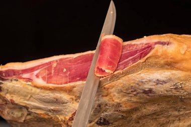 Bir İspanyol serrano jambon kesme bıçağı Close-Up