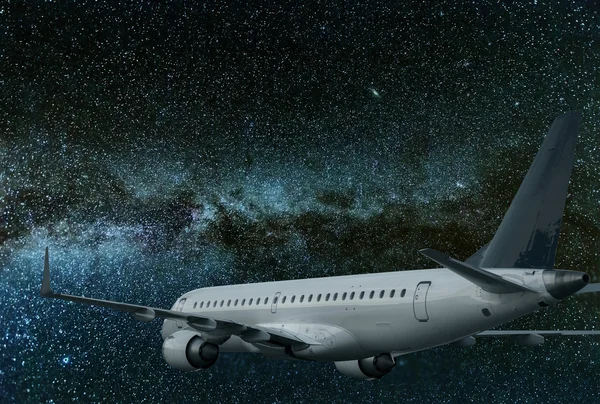 Airplane flying at night. Milky Way galaxy — ストック写真