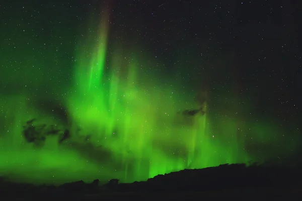 Luces boreales. Aurora boreal naturaleza paisaje por la noche — Foto de Stock