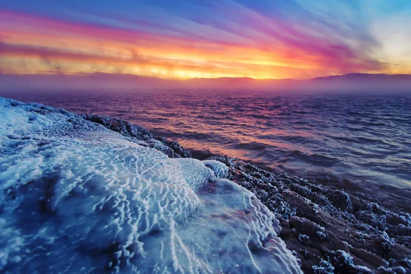 Kış coast, Barents Denizi. Kola Yarımadası, Rusya Federasyonu