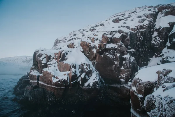 Winterküste der Barentssee. kola halbinsel, russland — Stockfoto