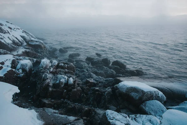 Télen a Barents-tenger. Kola-félsziget, Oroszország — Stock Fotó