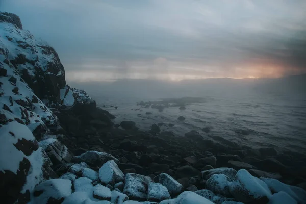 冬天巴伦支海海岸。俄罗斯科拉半岛 — 图库照片