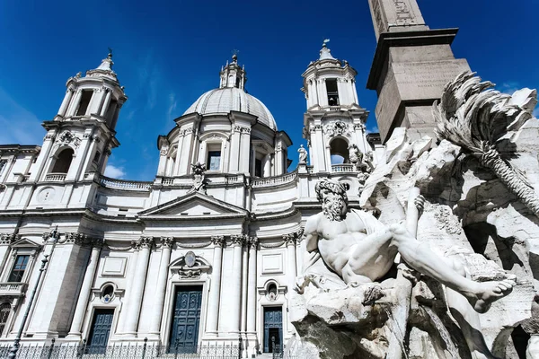 Fonte na Piazza Navona em Roma, Itália . — Fotografia de Stock