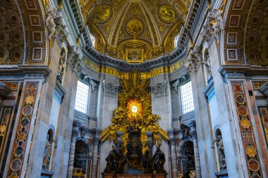 Basilica di San Pietro (St. Peter's Basilica iç)