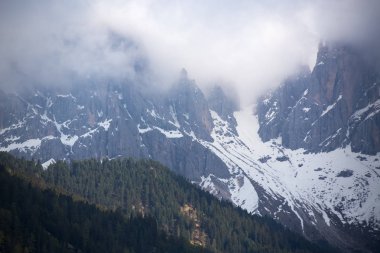 Dolomites İtalyan Alpleri