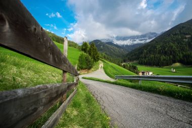 Dolomites İtalyan Alpleri
