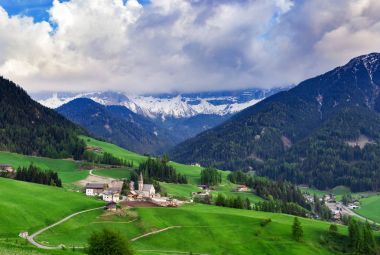 Dolomites İtalyan Alpleri