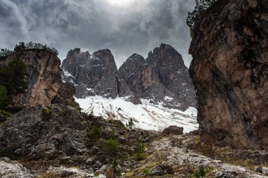 Dolomites İtalyan Alpleri