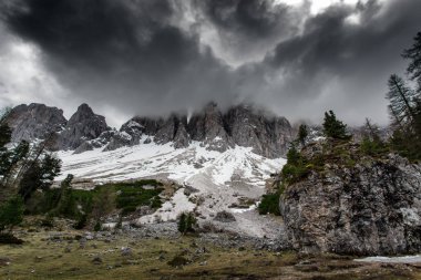 Dolomites İtalyan Alpleri