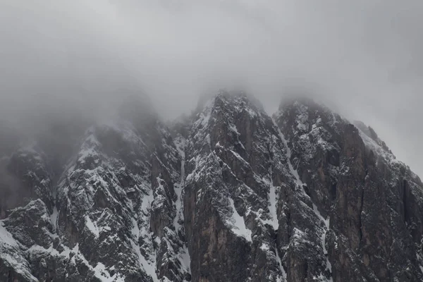 Dolomites İtalyan Alpleri