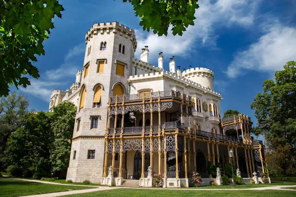 Hluboka nad vltavou Kalesi 