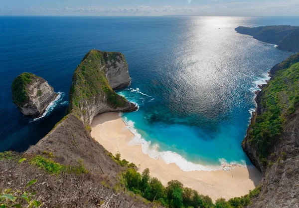 Kelingking Beach op het eiland Nusa Penida. Indonesië — Stockfoto