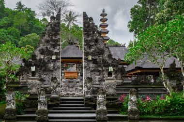 Pura Gunung Lebah. Endonezya, Bali 'deki tapınak