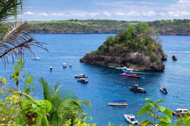 Crystal Bay beach Nusa Penida Adası'nda. Endonezya
