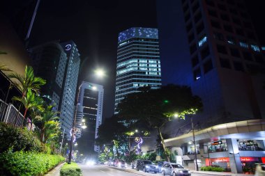 Çok yakın merkezi şehir bölge Kuala Lumpur city adlı. Malezya'nın başkenti