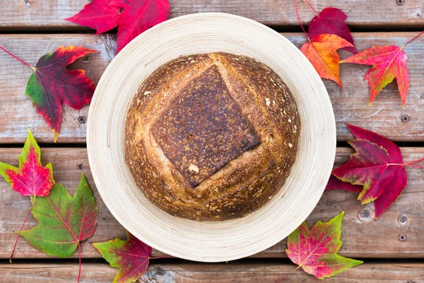 Homemade round bread — Stock Photo, Image