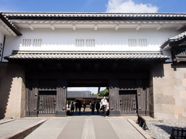 Kanazawa Japon Septembre 2015 Les Touristes Entrent Aux Portes Château — Photo