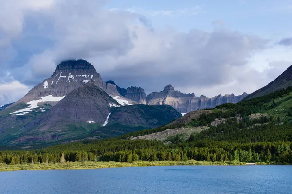 Alba Sul Lago Swiftcurrent Molte Zone Del Ghiacciaio Del Parco — Foto Stock