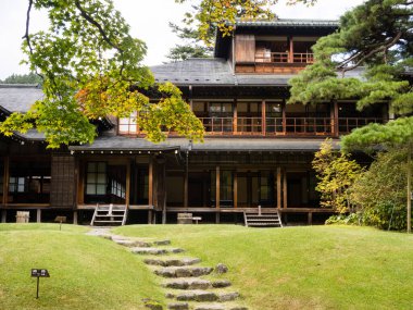 Nikko, Japonya - 23 Ekim 2016: Tamozawa Villa Müzesi 'nde manzara bahçeli geleneksel Japon ikametgahı