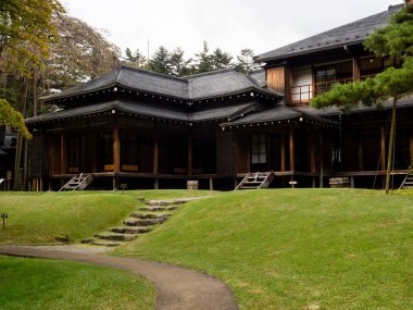 Nikko, Japonya - 23 Ekim 2016: Tamozawa Villa Müzesi 'nde manzara bahçeli geleneksel Japon ikametgahı
