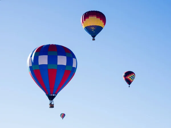 Bunte Heißluftballons Himmel Beim Winthrop Balloon Festival Bundesstaat Washington — Stockfoto