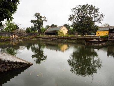 Hue, Vietnam - 11 Mart 2016: Vietnam hükümdarları ve Unesco Dünya Mirası 'nın eski konutu Hue İmparatorluk Şehri' ne dayanarak