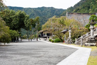 Minobu, Japonya - 19 Ekim 2017: Nichiren okulunun baş tapınağı olan Minobusan Kuonji 'de