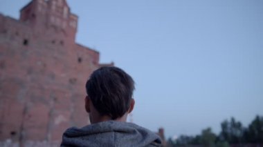 Yorgun atlet yorucu sonra dinlenme koşucu