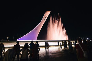 Soçi, Rusya - 1 Ağustos 2016. Sochi şarkı çeşme