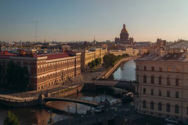 Şafakta St. Isaac's Cathedral