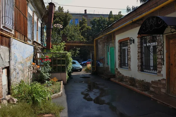 Small Courtyard Samara — Stock Photo, Image