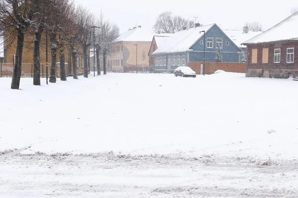 Sneeuwval in de straten van de stad — Stockfoto