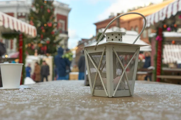 Décoration de lumière de Noël en placard de marché comté — Photo