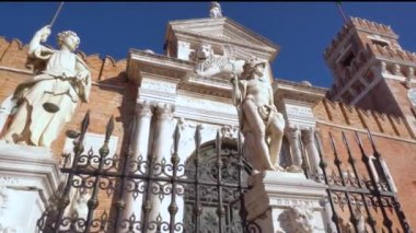 Venedik İtalya 29 Ekim 2016: Venedik 4k. İnsanlar ve Venedik Mimarlık.