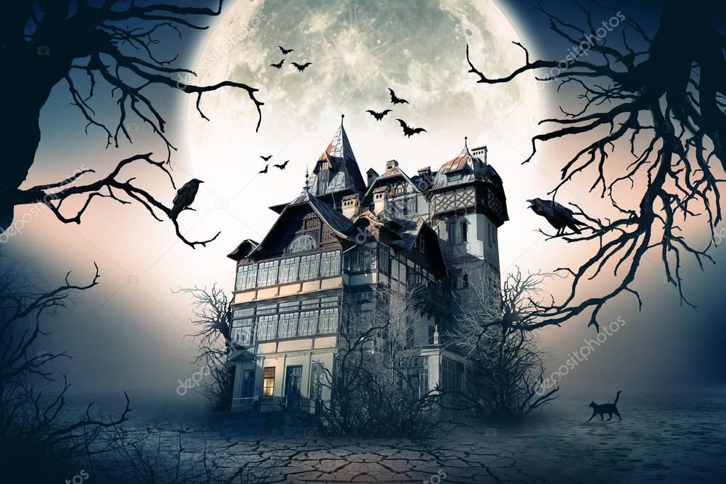 Haunted House with Crows and Spooky Atmosphere.