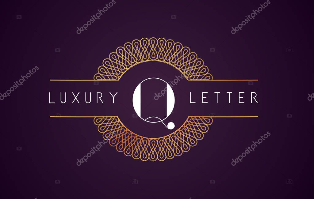 Q Luxury Letter Logo. Golden Royal Luxury Letter Vector.