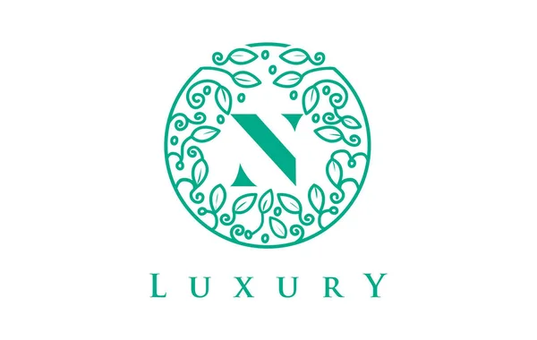 N Lettera Logo Luxury.Beauty Cosmetici logo — Vettoriale Stock