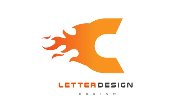 C Carta Flame Logo Design. Conceito de letras do logotipo de fogo . — Vetor de Stock