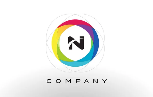 N brev logotyp med regnbåge cirkel Design. — Stock vektor