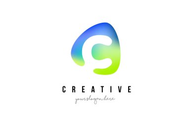 C harfi Logo tasarımı ile Oval yeşil mavi şekil.