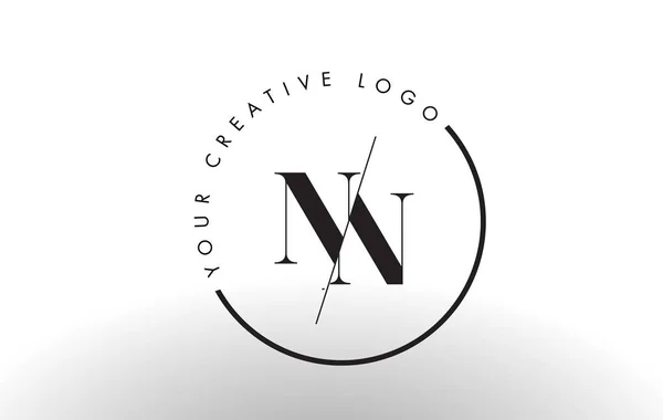 Nn Serif brief Logo Design met creatieve doorsneden snede. — Stockvector