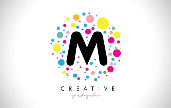 M Bubble Dots brief Logo Design met creatieve kleurrijke bubbels. — Stockvector