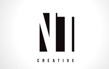 NT N T Beyaz harf Logo tasarımı siyah kare ile.