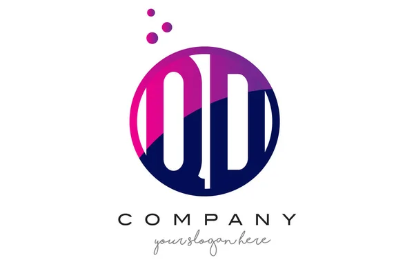 Diseño de logotipo de letra de círculo QD Q D con burbujas de puntos púrpura — Vector de stock