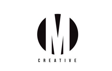 M Beyaz harf Logo tasarım daire arka plan ile.
