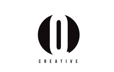 Q Beyaz harf Logo tasarım daire arka plan ile.