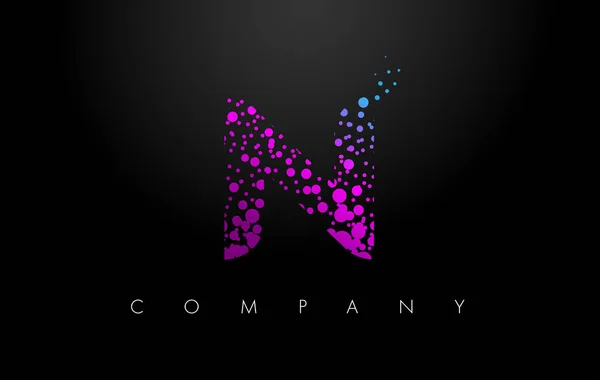 N harfi logolu Purple partikül ve kabarcık noktalar — Stok Vektör